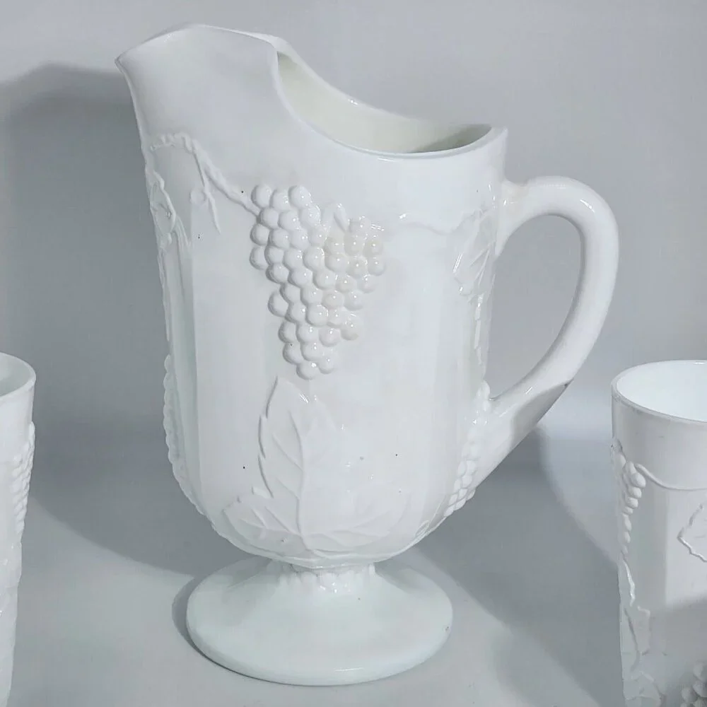Indiana Milk Glass Colony Harvest Grape Pitcher And Tumblers Set Of 5 Vintage